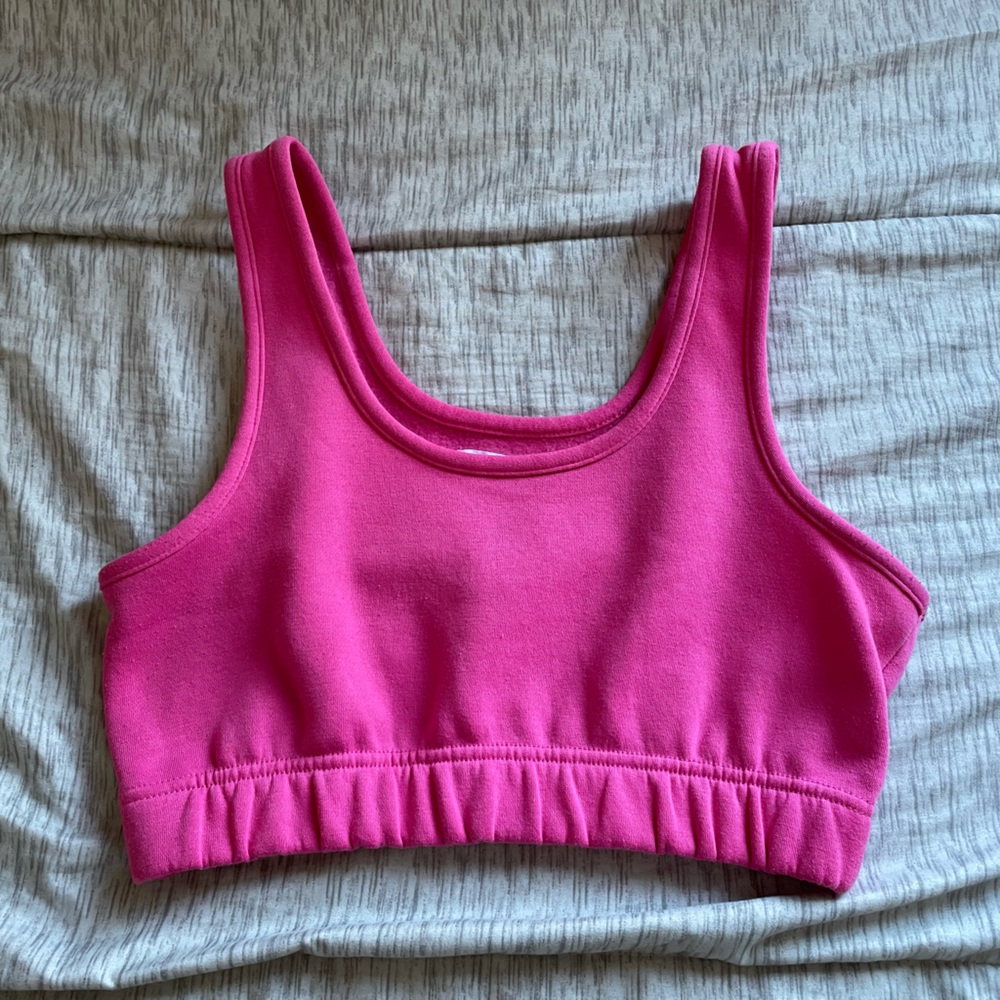 Refuge athletics top